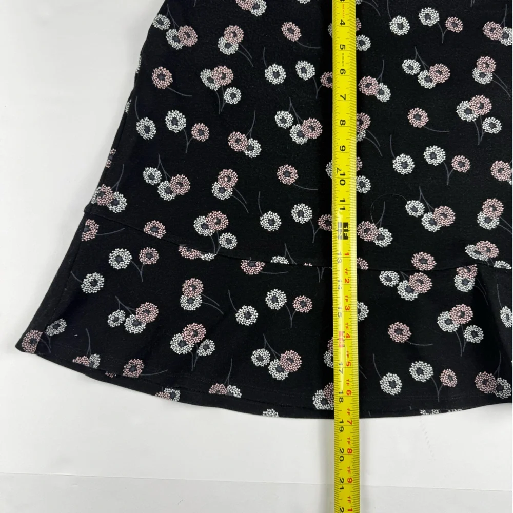 LOFT Daisy print stretchy A line midi skirt size medium